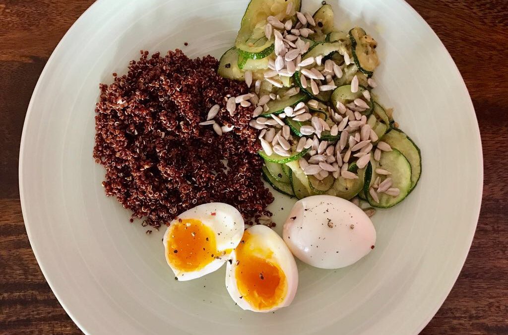 Red quinoa with fried courgette